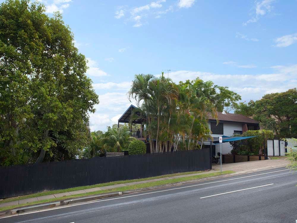 401 Pine Mountain Road, Mansfield QLD 4122, Mansfield - Thumbnail 3