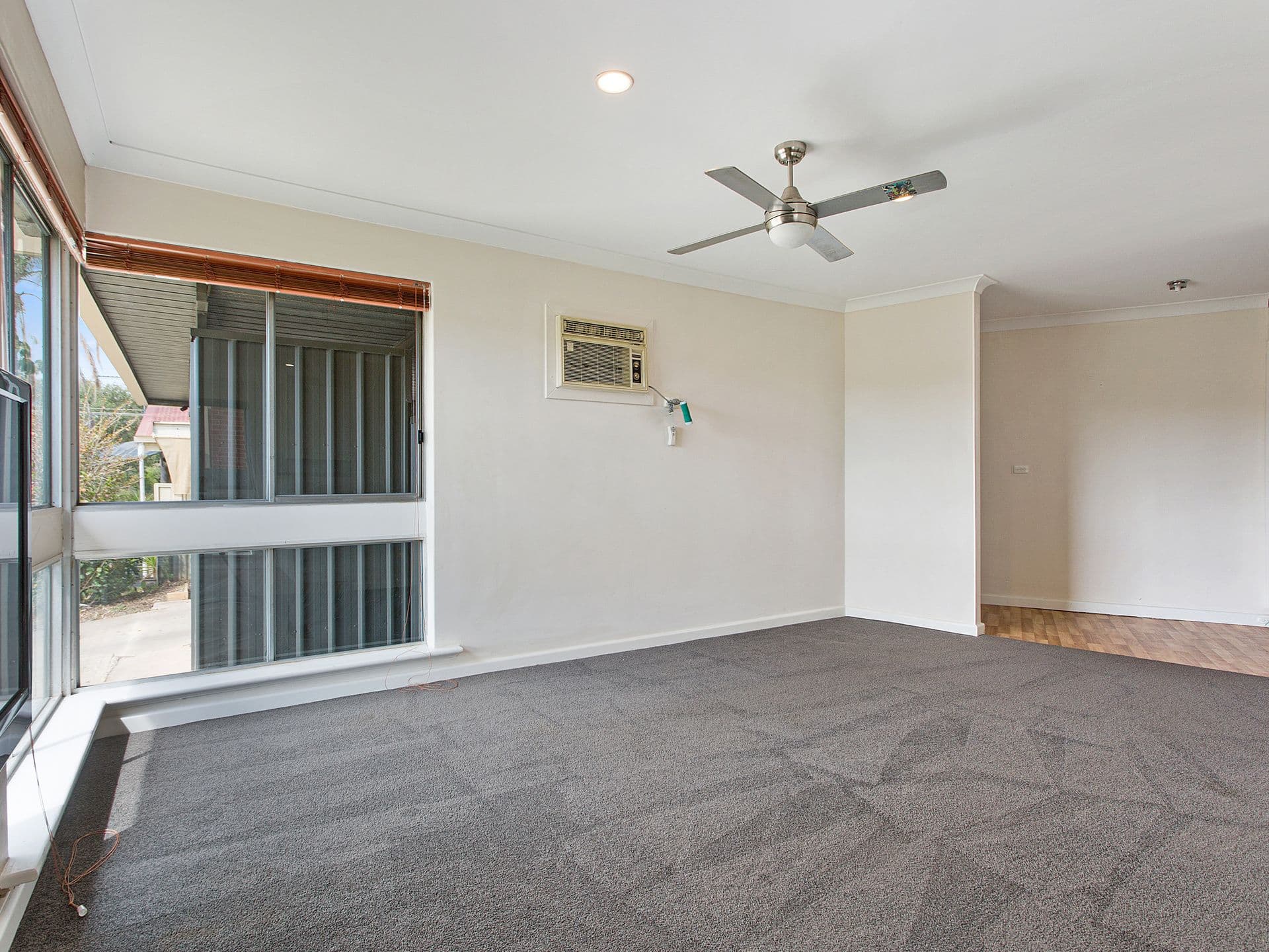 36 Desmond Road, Hackham SA 5163, Hackham - Thumbnail 2