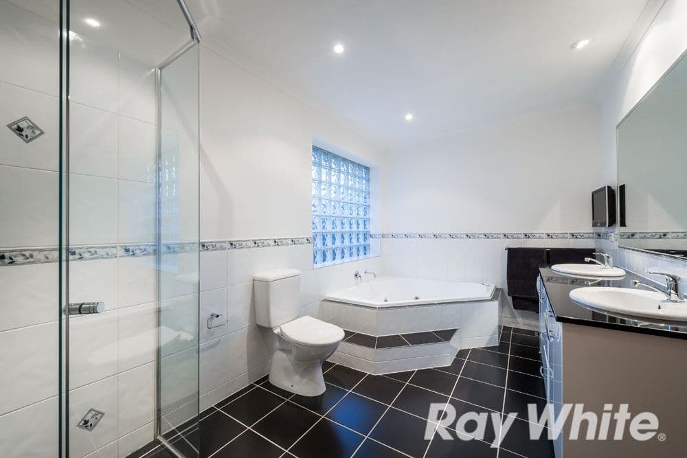 5 Damian Place, Wantirna South VIC 3152, Wantirna South - Thumbnail 8