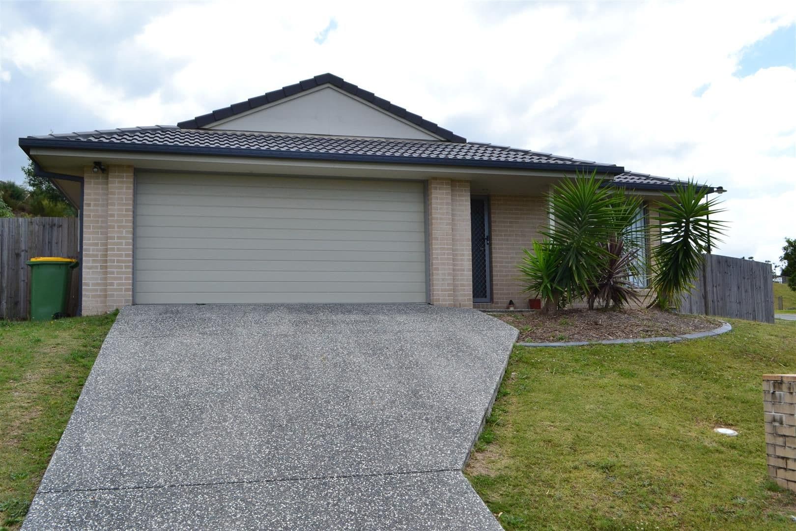 15 Hadrian Crescent, PACIFIC PINES QLD 4211, Pacific Pines - Image 1