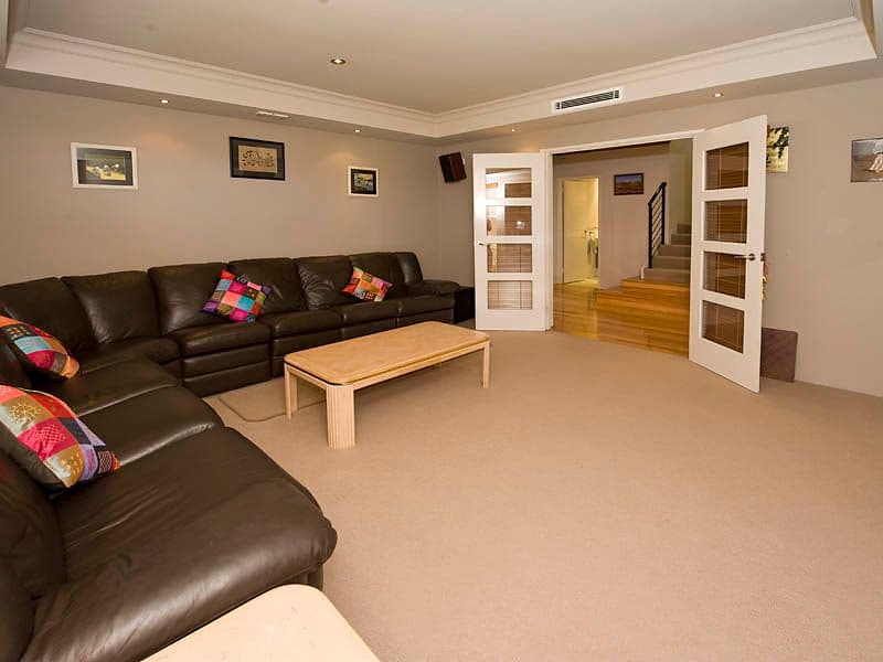 84 Baloo Crescent, PORT BOUVARD, WANNANUP WA 6210, Wannanup - Thumbnail 2