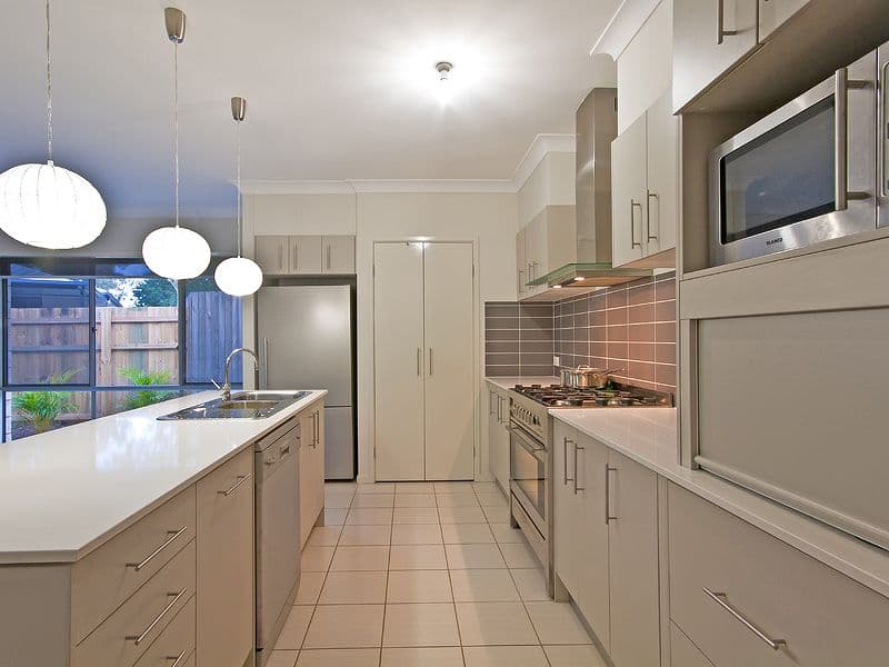 1 Faye Street, THORNESIDE QLD 4158, Thorneside - Image 1