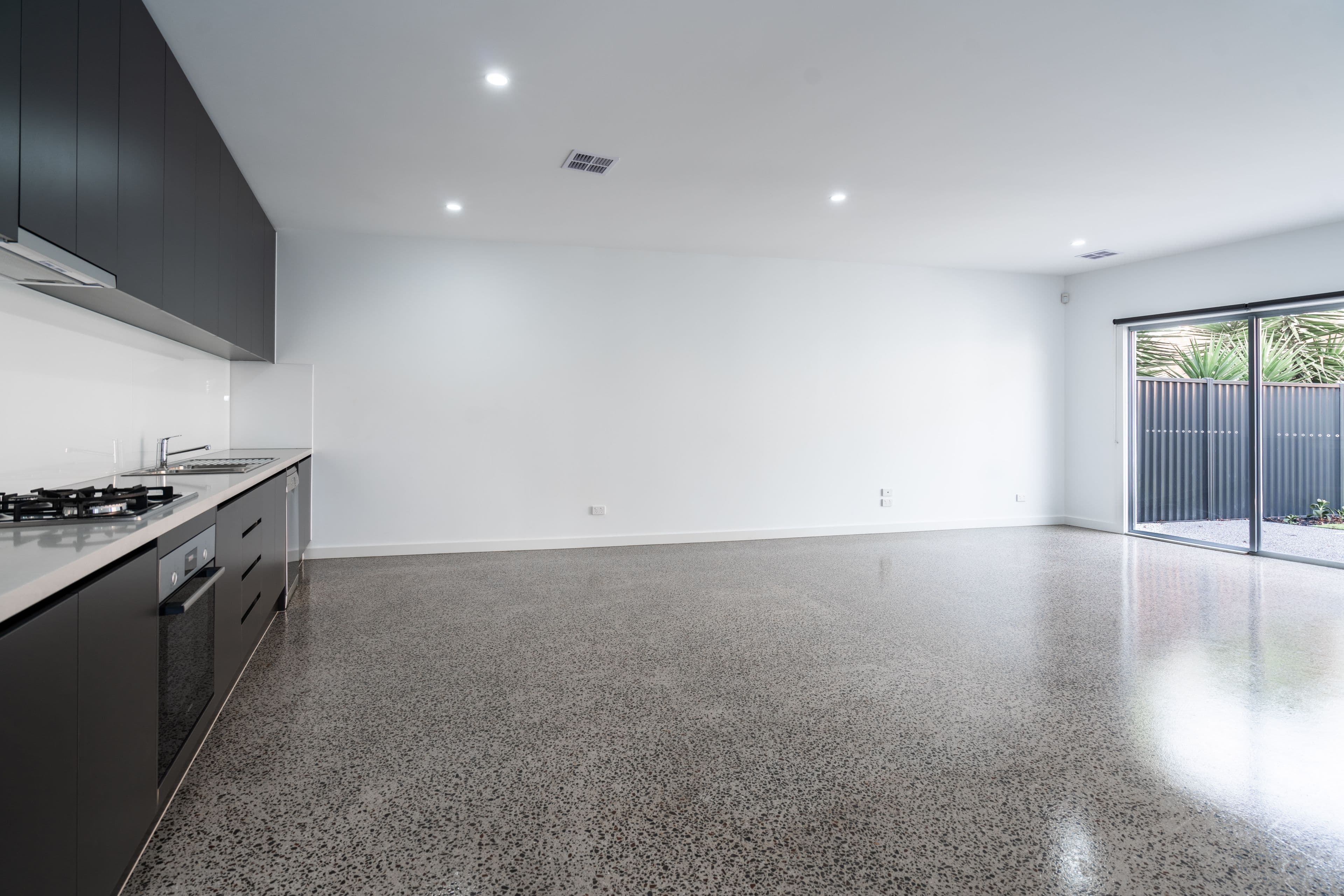5 Nolan Avenue, Brooklyn VIC 3012, Brooklyn - Thumbnail 2