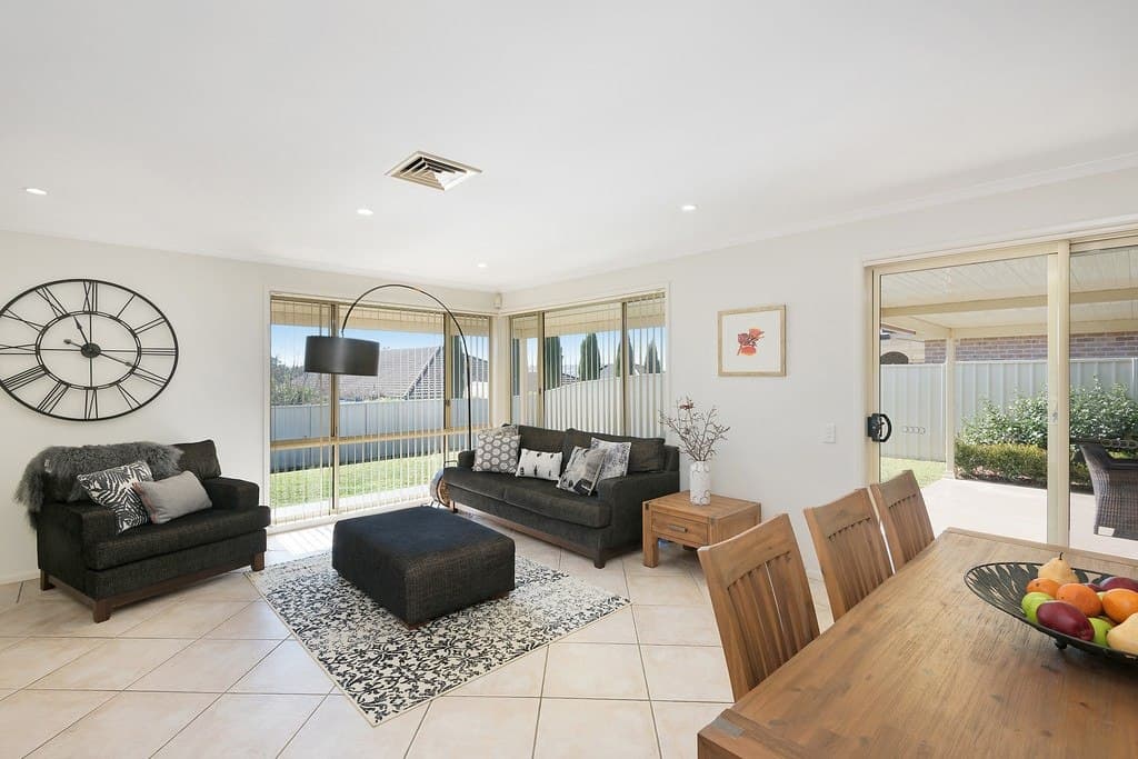 72 Nardoo Avenue, Aberglasslyn - Thumbnail 2