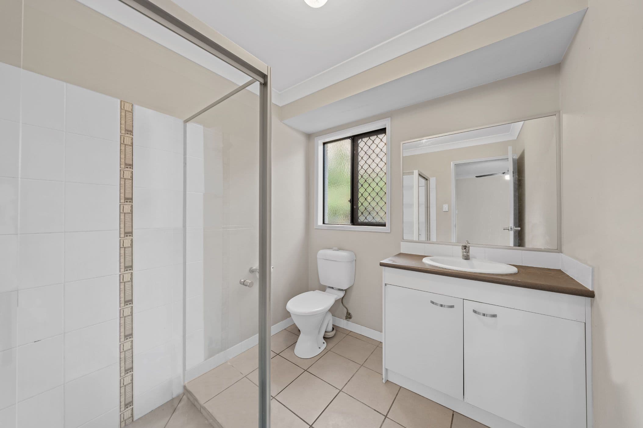 4 Wellers Street, Pacific Pines QLD 4211, Pacific Pines - Thumbnail 8