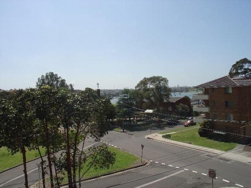 55 Parkview Street, Russell Lea - Thumbnail 6