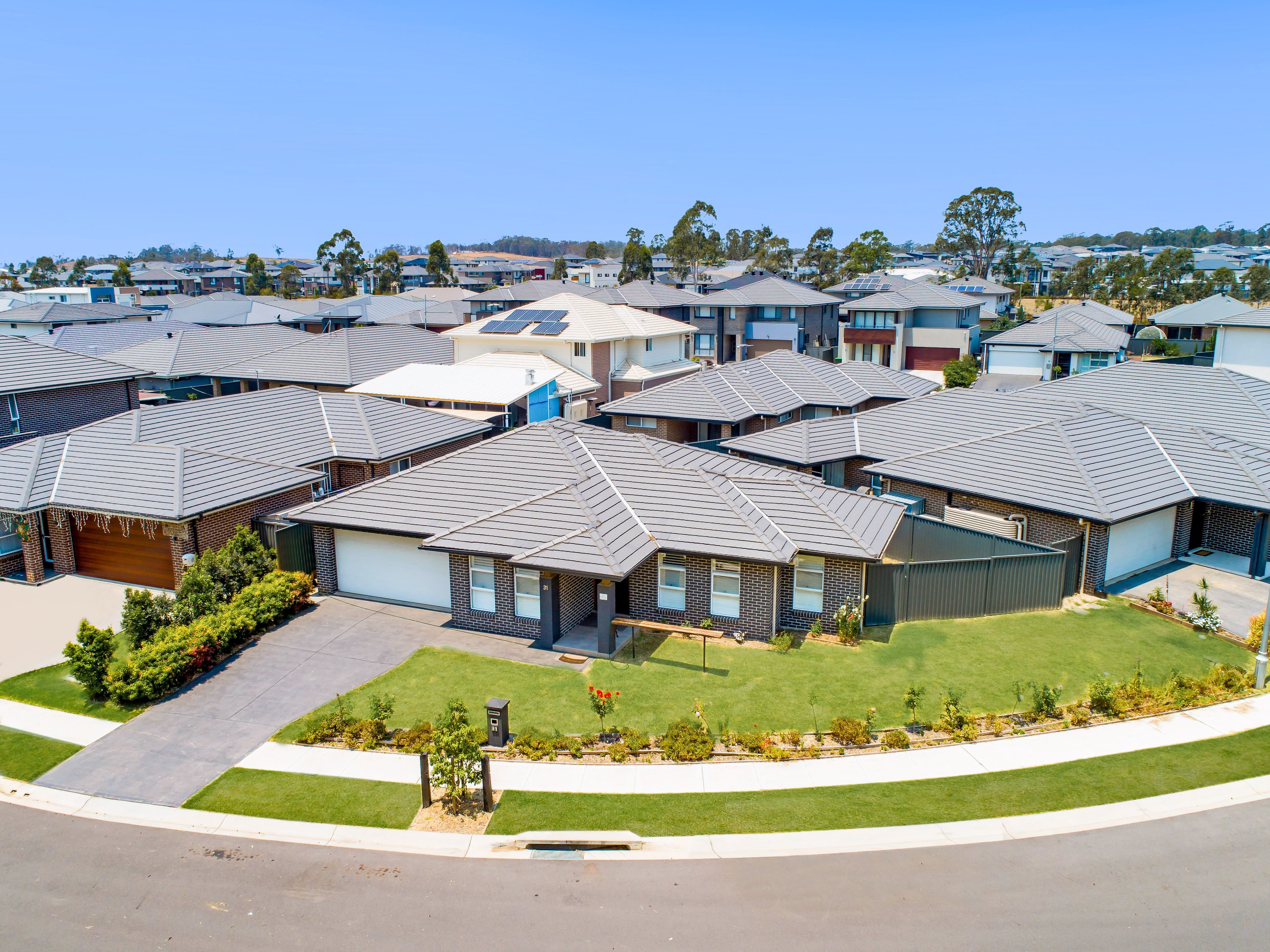 31 Grantham Crescent, Denham Court - Thumbnail 2