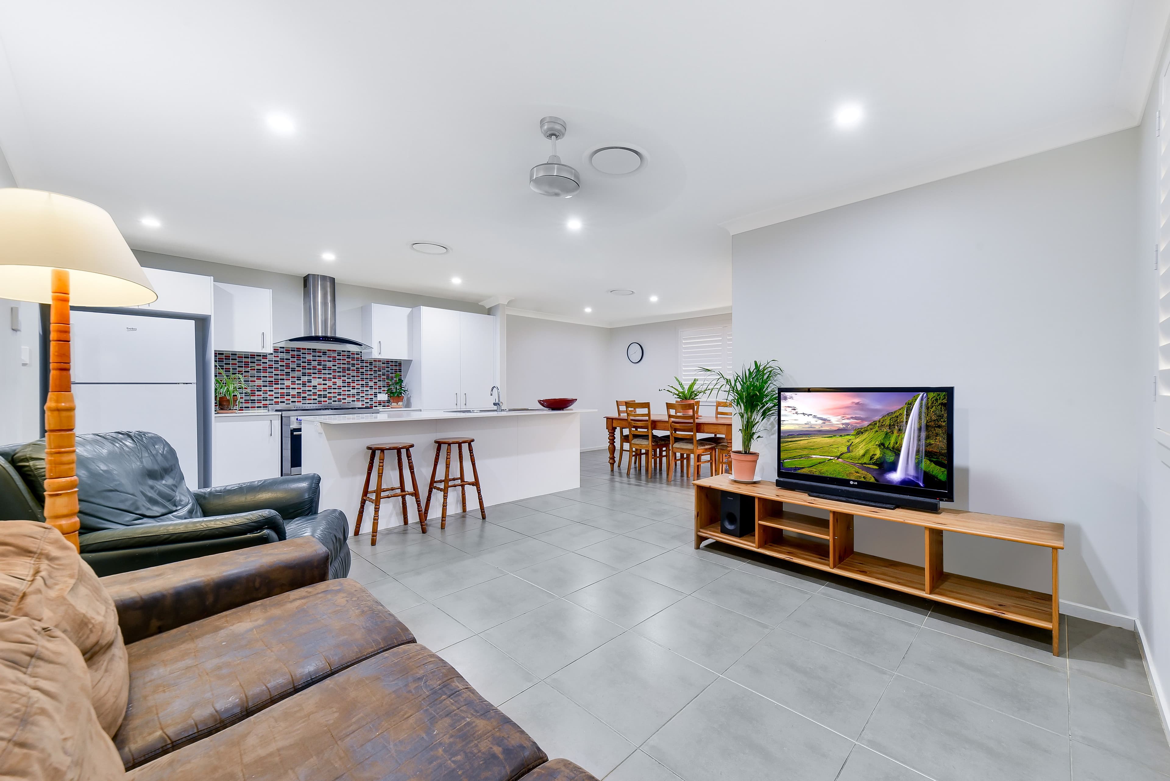 31 Grantham Crescent, Denham Court - Thumbnail 3