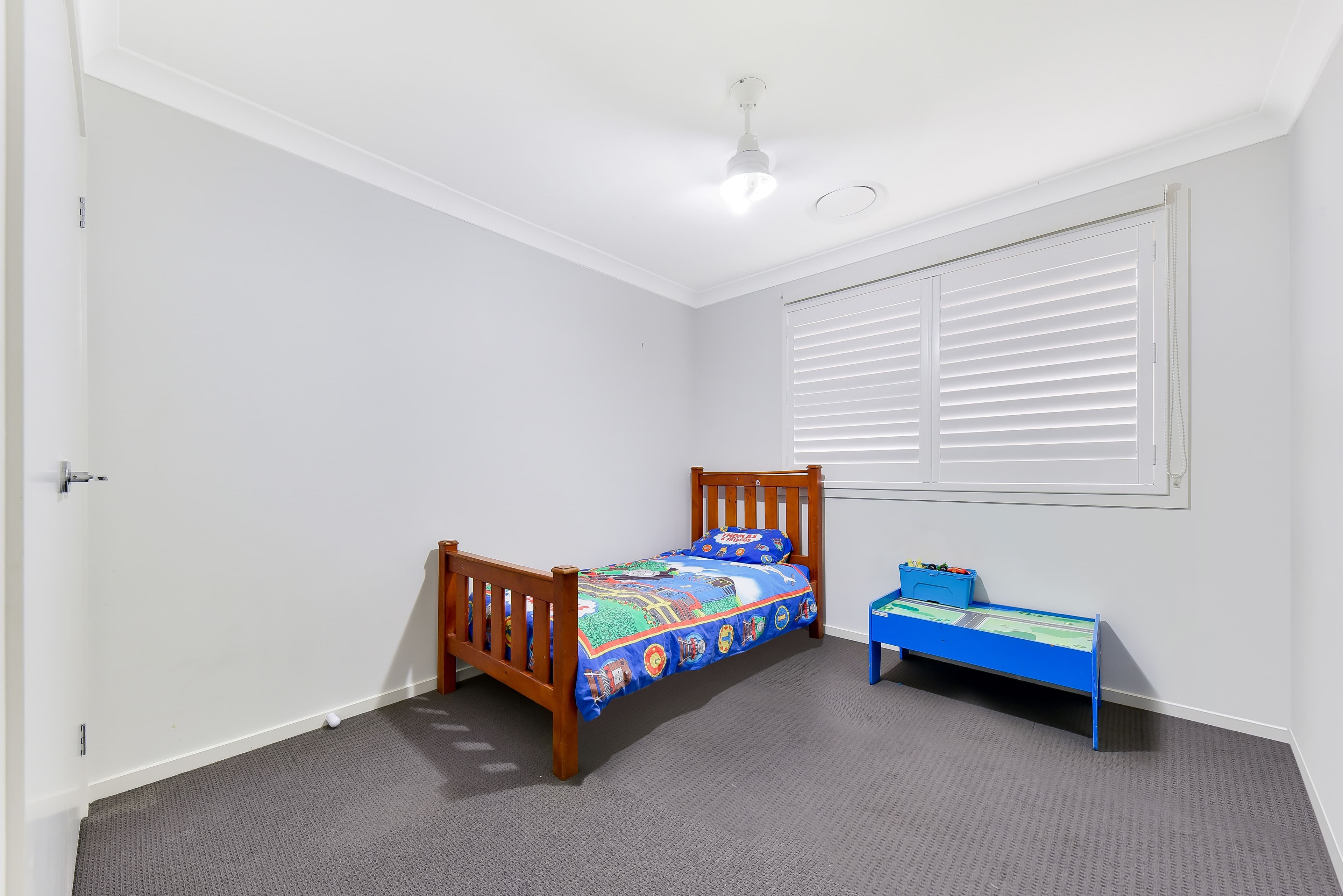 31 Grantham Crescent, Denham Court - Thumbnail 8