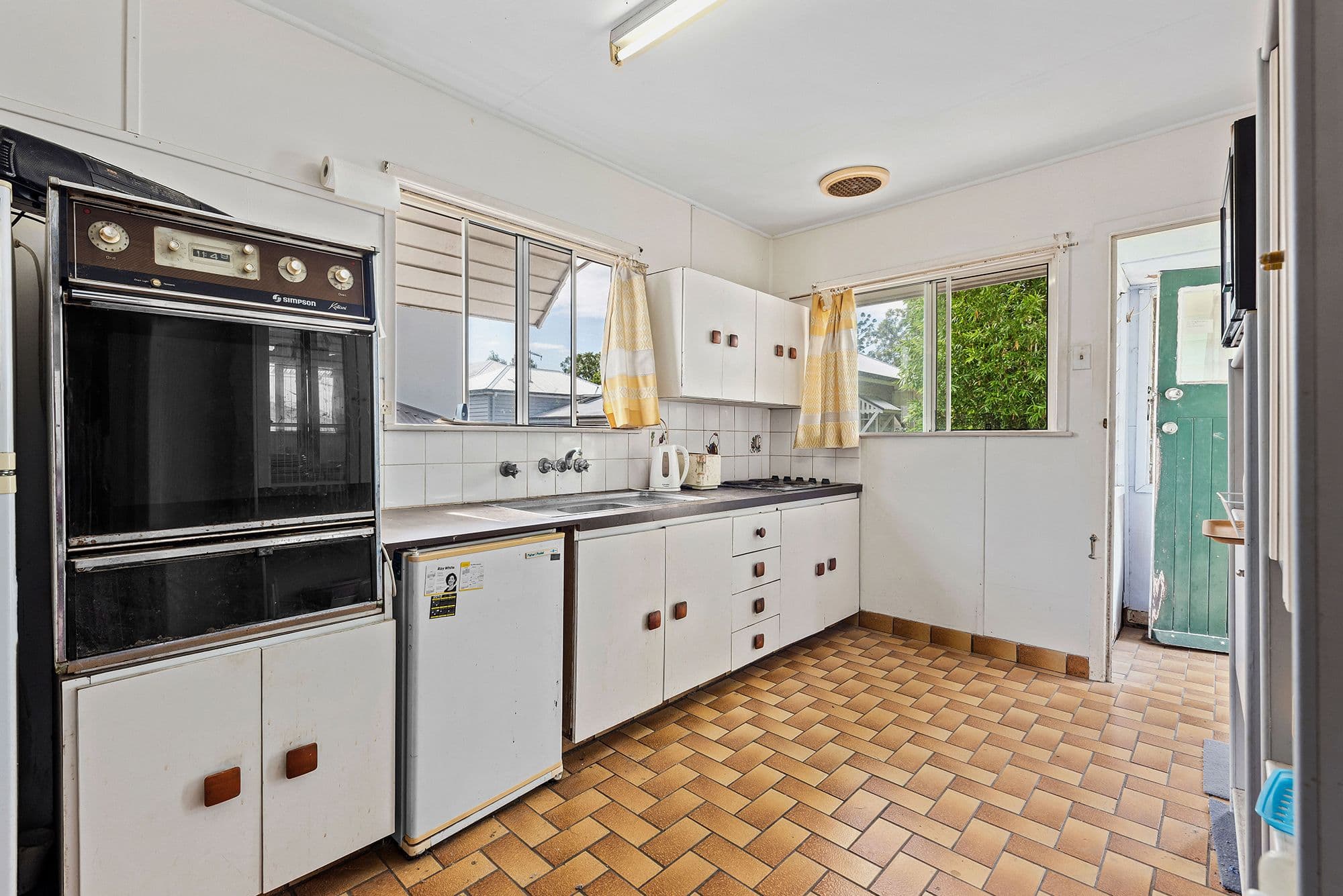 44 Magee Street, Graceville QLD 4075, Graceville - Thumbnail 7