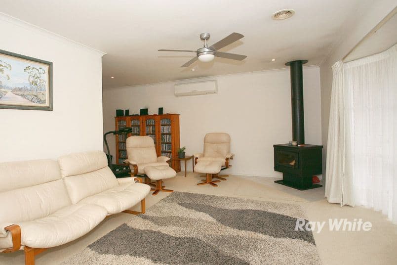 7 Elda Court, CRANBOURNE NORTH VIC 3977, Cranbourne North - Thumbnail 5