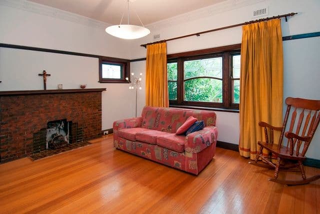 McMahons Dry Cleaning, ARMIDALE, Armidale - Thumbnail 7
