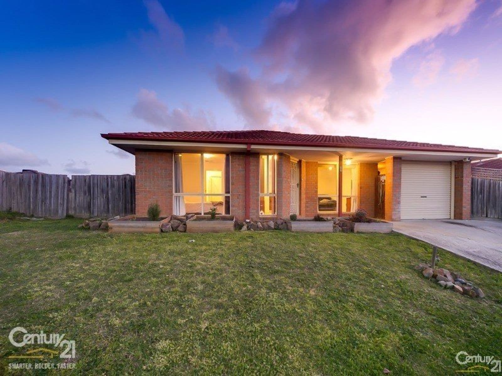 27 Genoa Way, Cranbourne West - Thumbnail 3