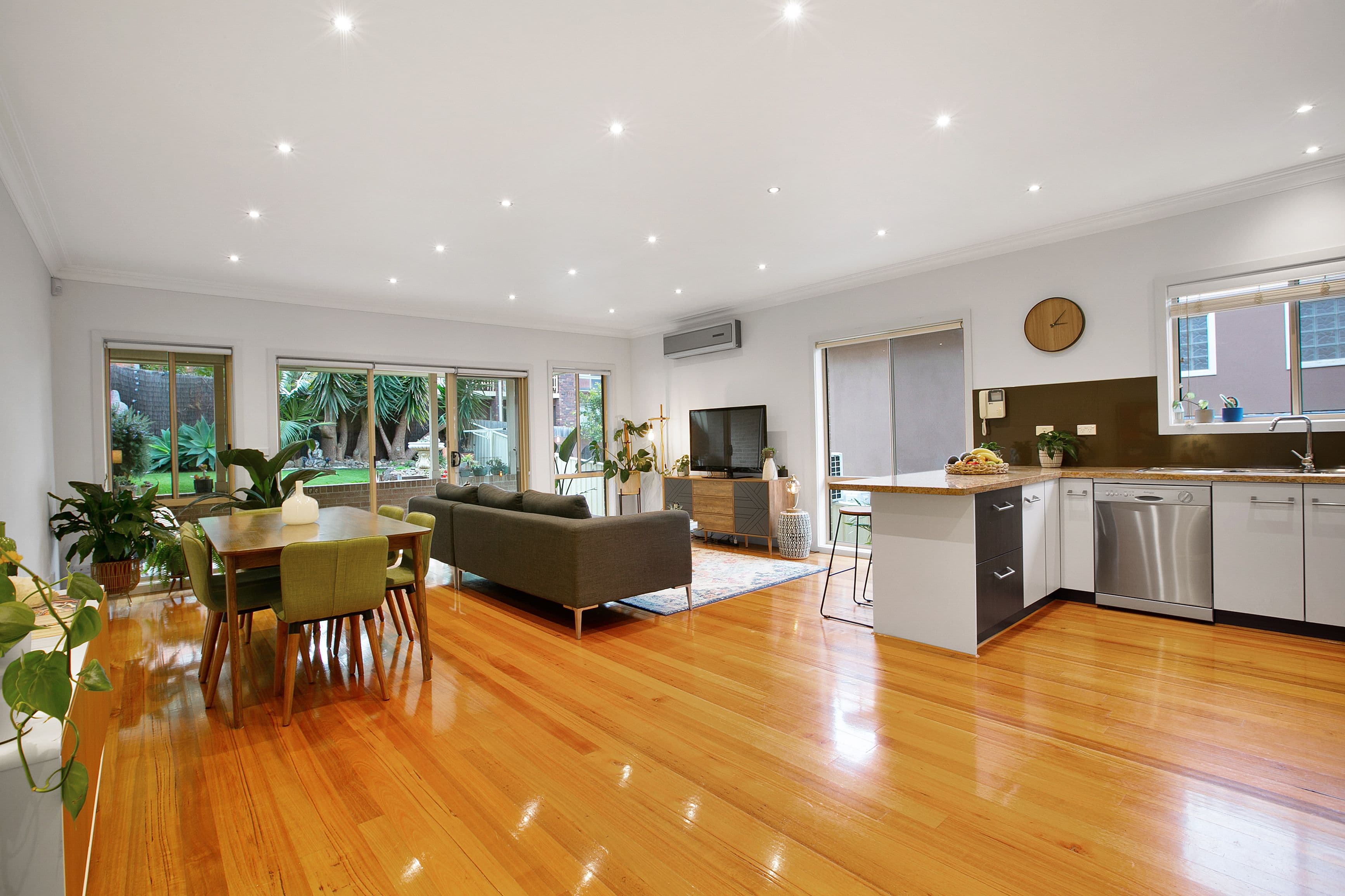 165a Darebin Boulevard, Reservoir VIC 3073, Reservoir - Thumbnail 3