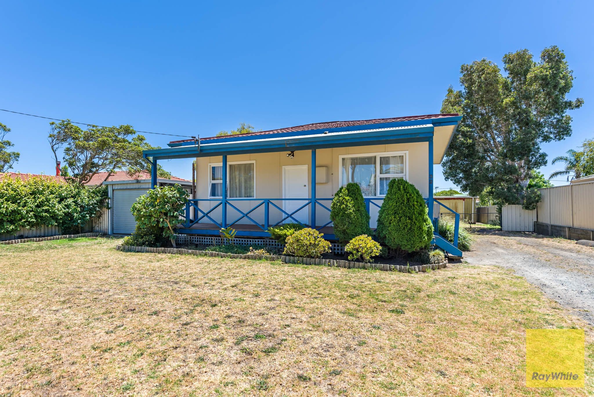 32 Flemington Street, Orana WA 6330, Orana - Image 1
