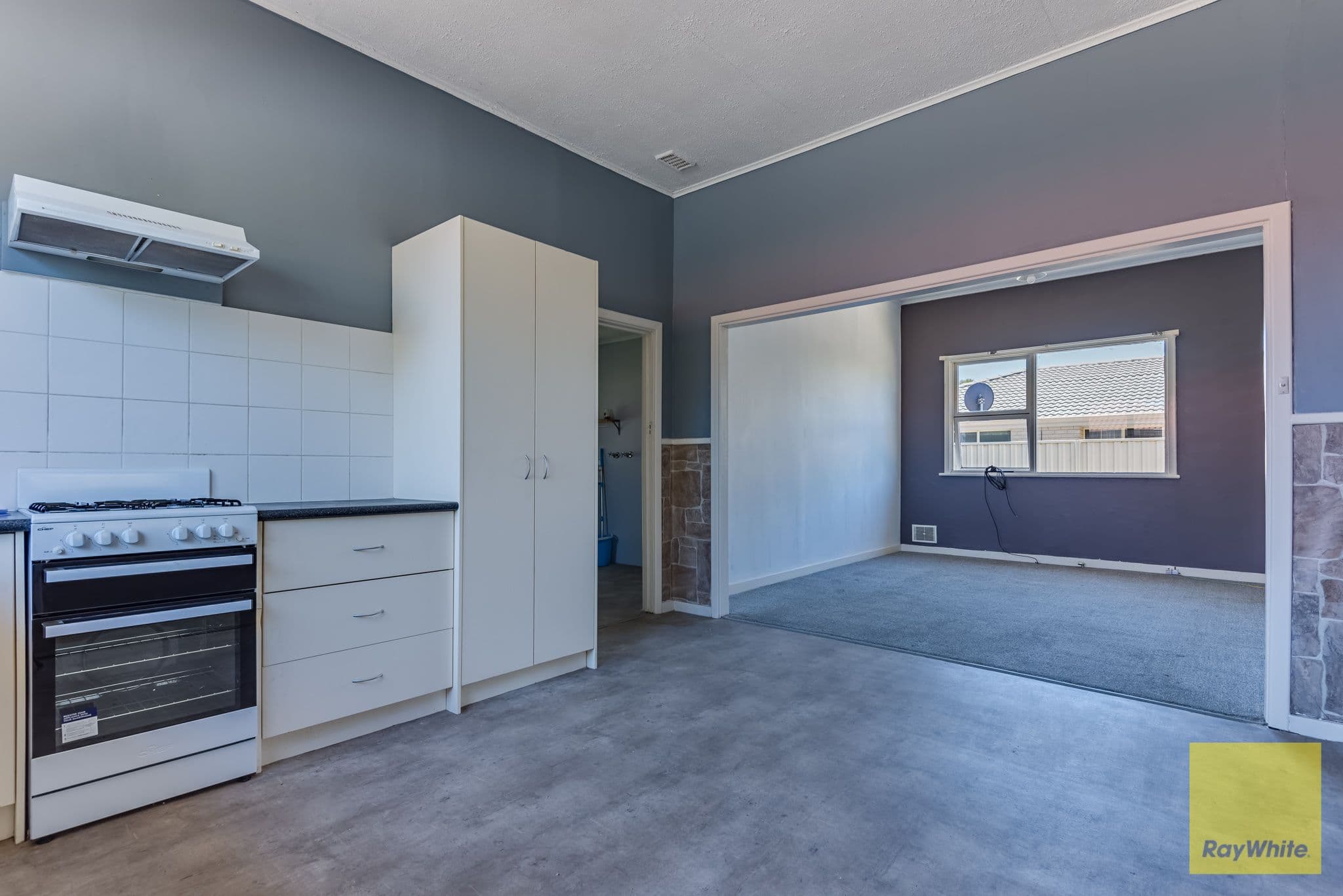 32 Flemington Street, Orana WA 6330, Orana - Thumbnail 5