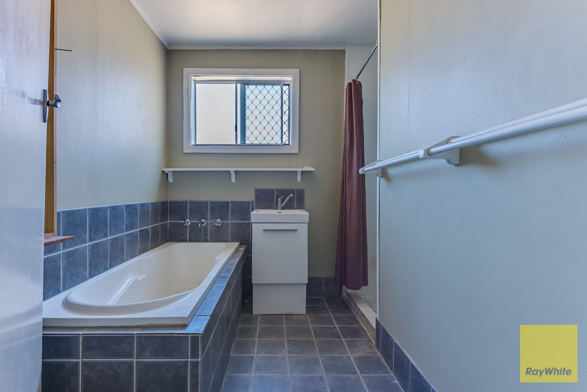 32 Flemington Street, Orana WA 6330, Orana - Thumbnail 7
