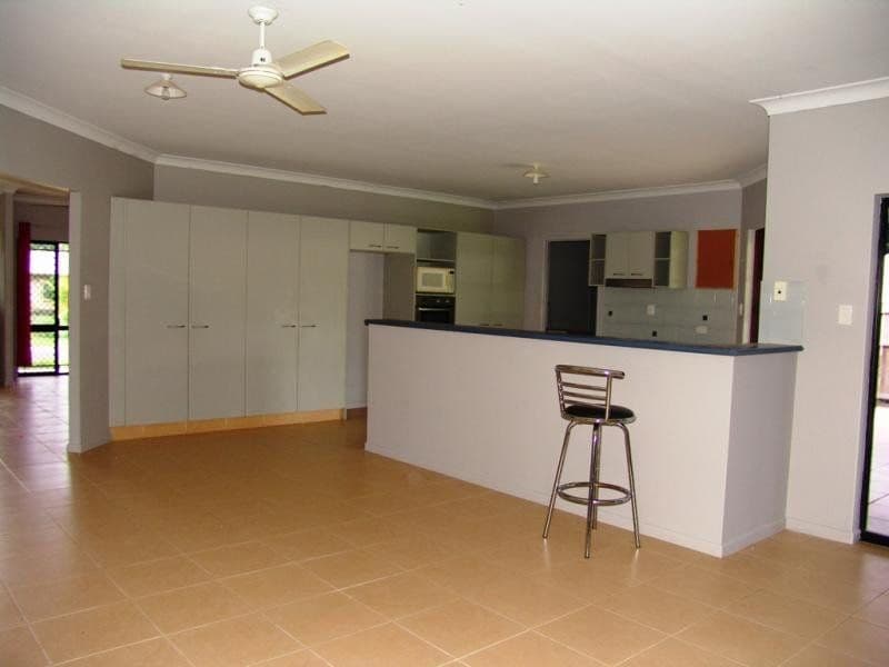 4 Satinash Street, MOSSMAN QLD 4873, Mossman - Thumbnail 2