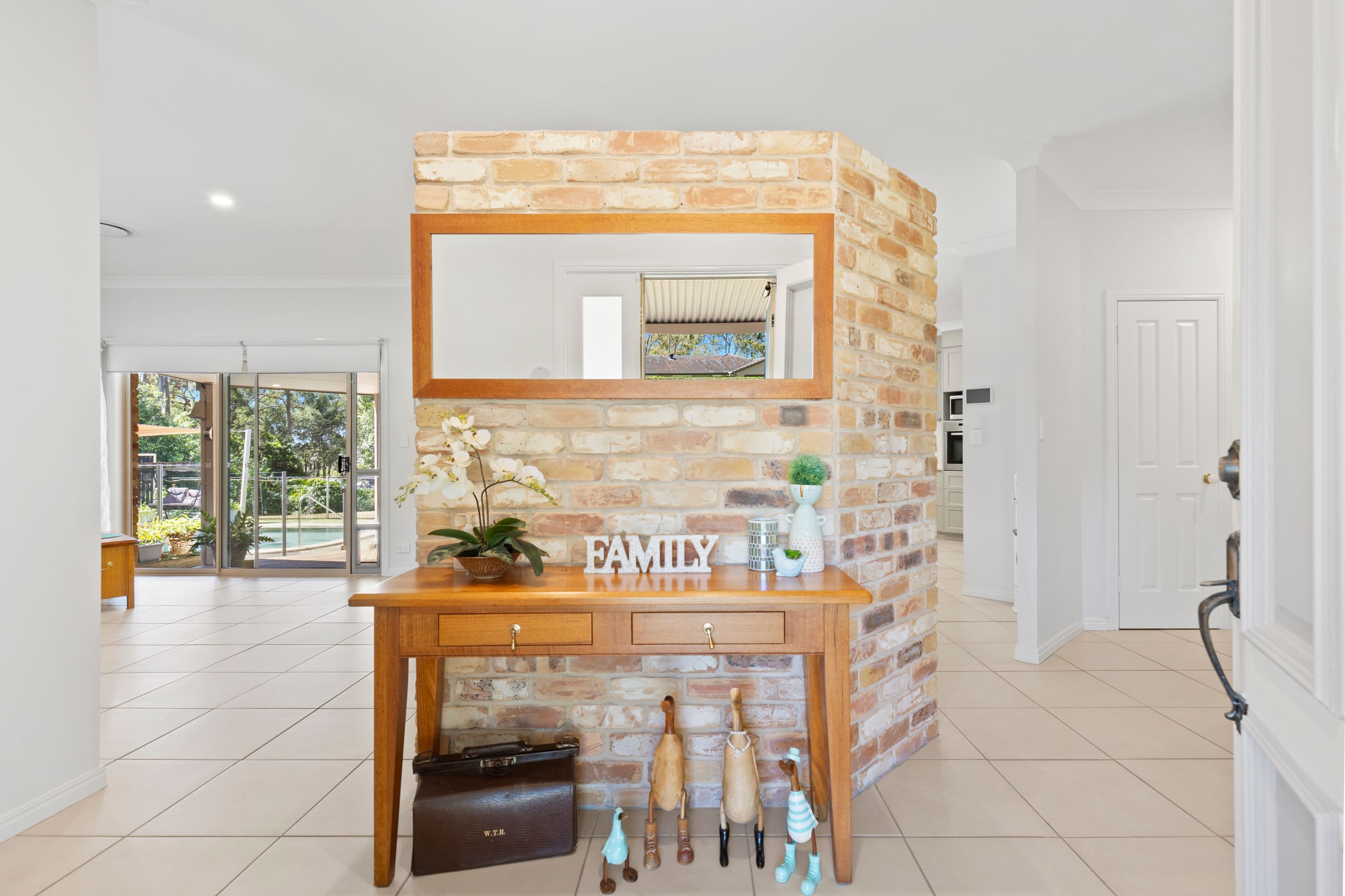 5 Condamine Crescent, Helensvale QLD 4212, Helensvale - Thumbnail 5