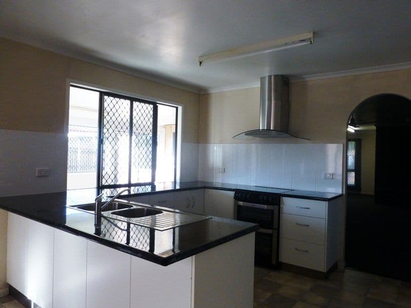 3 Manzelmann Street, Andergrove QLD 4740, Andergrove - Thumbnail 2