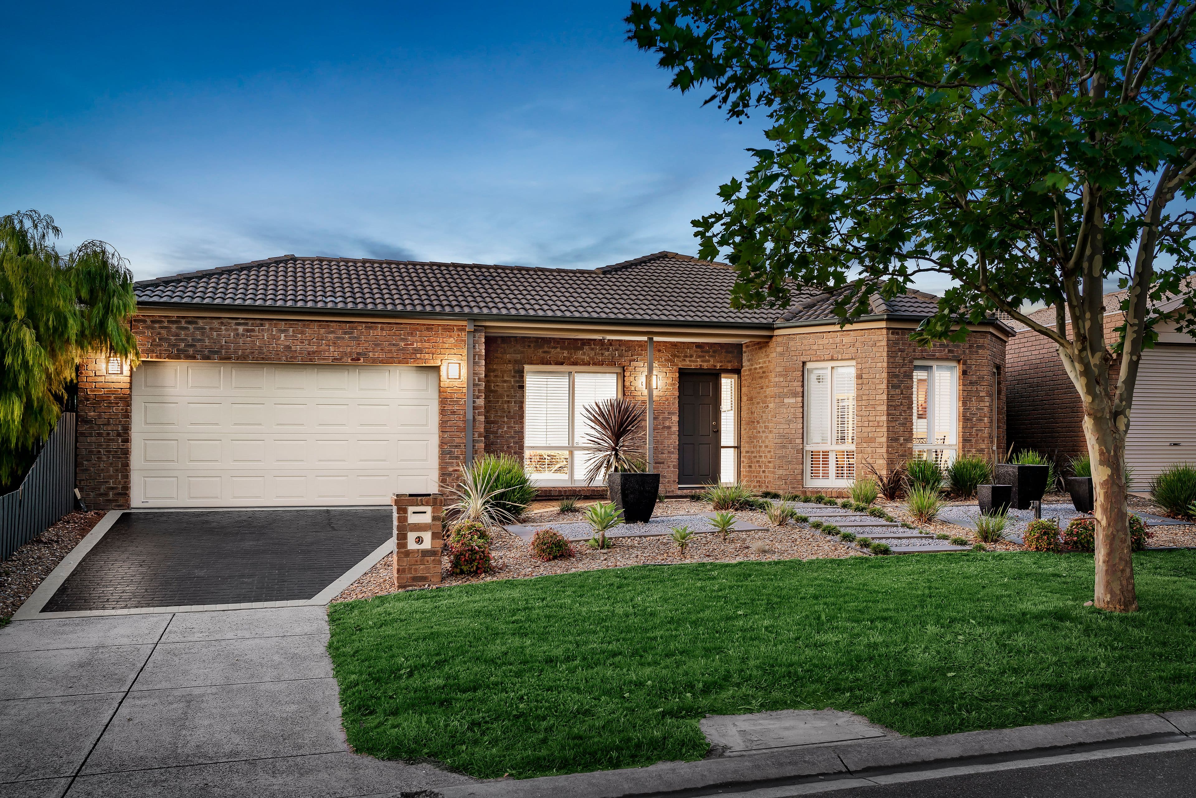 8 Moama Place, Rowville VIC 3178, Rowville - Image 1
