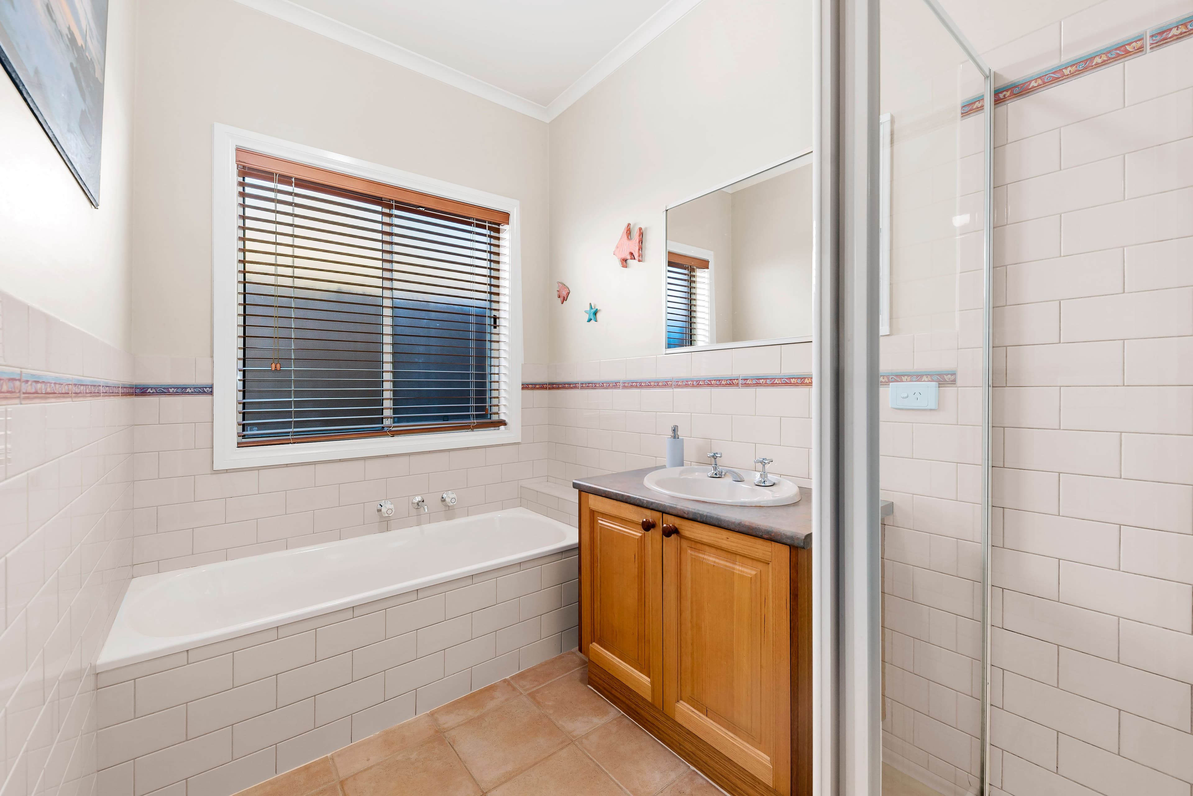 8 Moama Place, Rowville VIC 3178, Rowville - Thumbnail 6