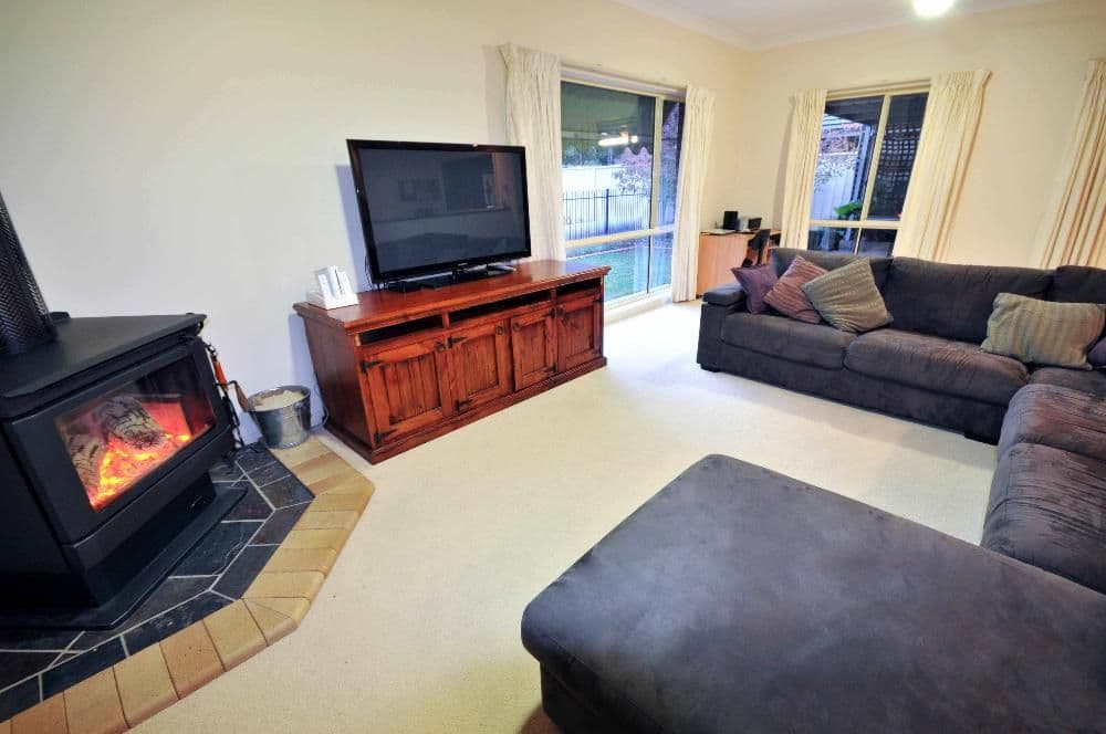 19 Valerie Way, LAVINGTON NSW 2641, Lavington - Thumbnail 4