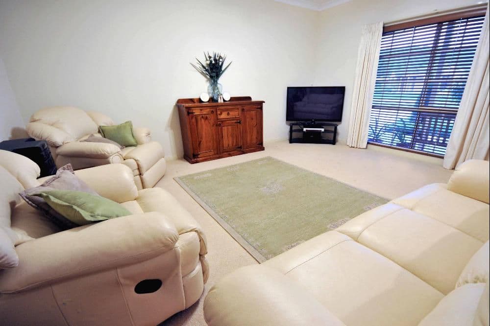 19 Valerie Way, LAVINGTON NSW 2641, Lavington - Thumbnail 6