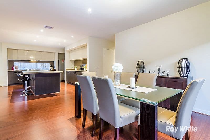 33 Mernoo Avenue, Clyde North VIC 3978, Clyde North - Thumbnail 8