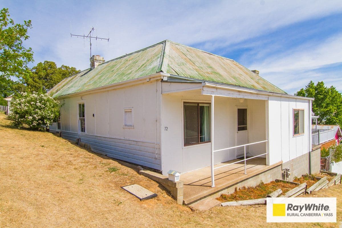 72 Meehan Street, Yass - Image 1