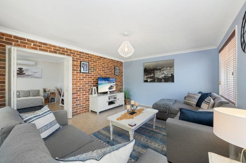 12A Oxford Drive, Lake Haven NSW 2263, Lake Haven - Thumbnail 4