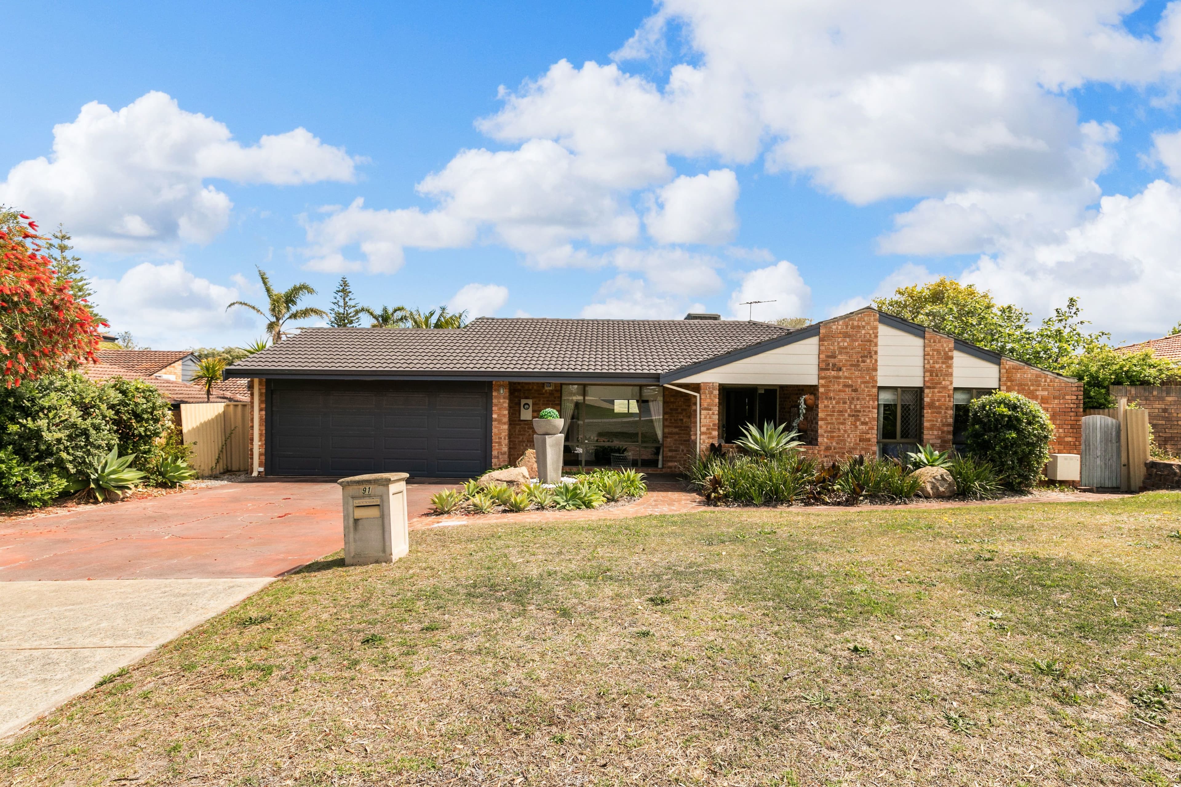 91 Castlecrag Drive, Kallaroo WA 6025, Kallaroo - Image 1