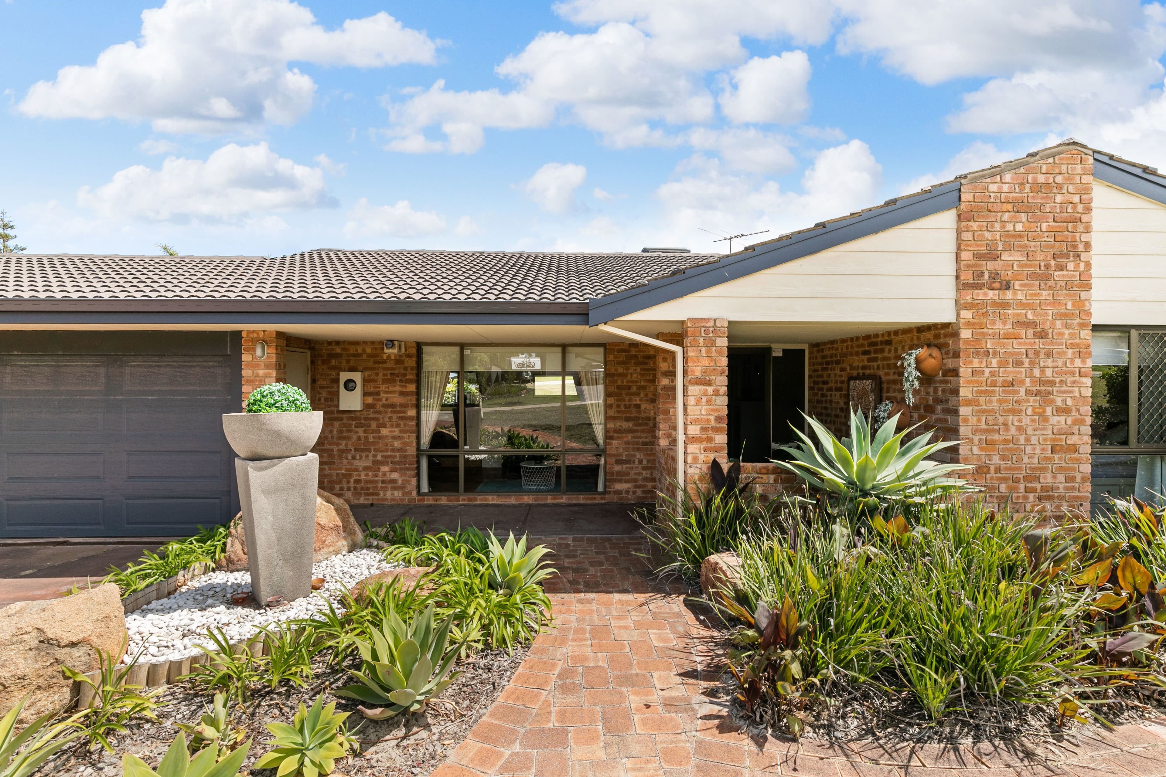 91 Castlecrag Drive, Kallaroo WA 6025, Kallaroo - Thumbnail 3