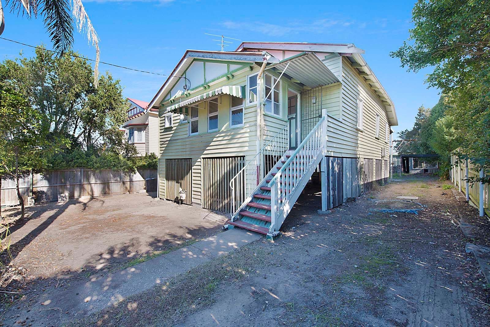 18 Bradley Avenue, Kedron QLD 4031, Kedron - Image 1