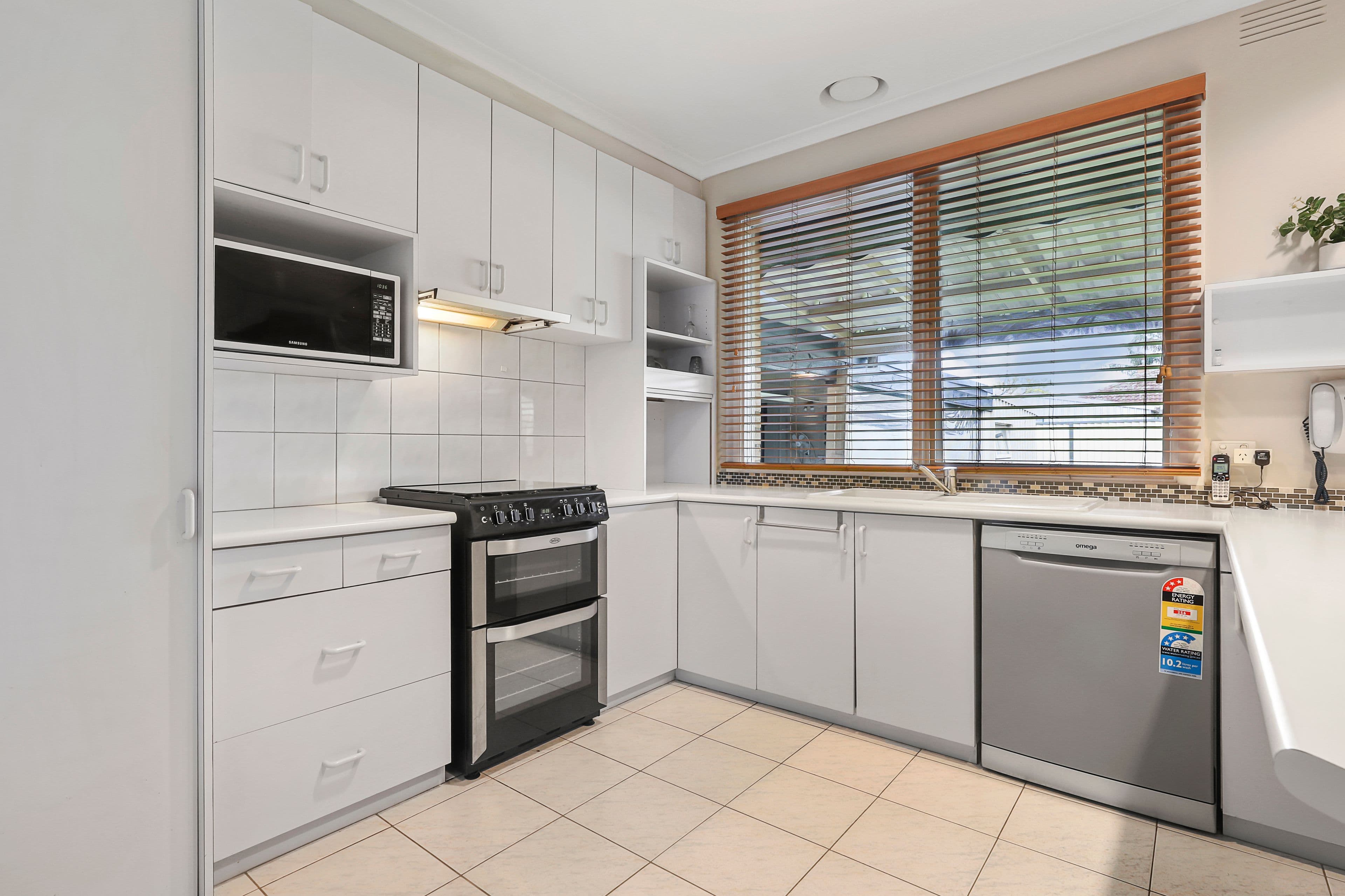 6 Valerie Street, Noble Park VIC 3174, Noble Park - Thumbnail 4