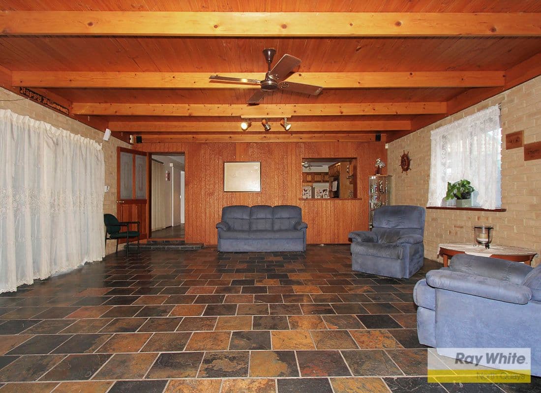 55 Simpson Drive, PADBURY WA 6025, Padbury - Thumbnail 3