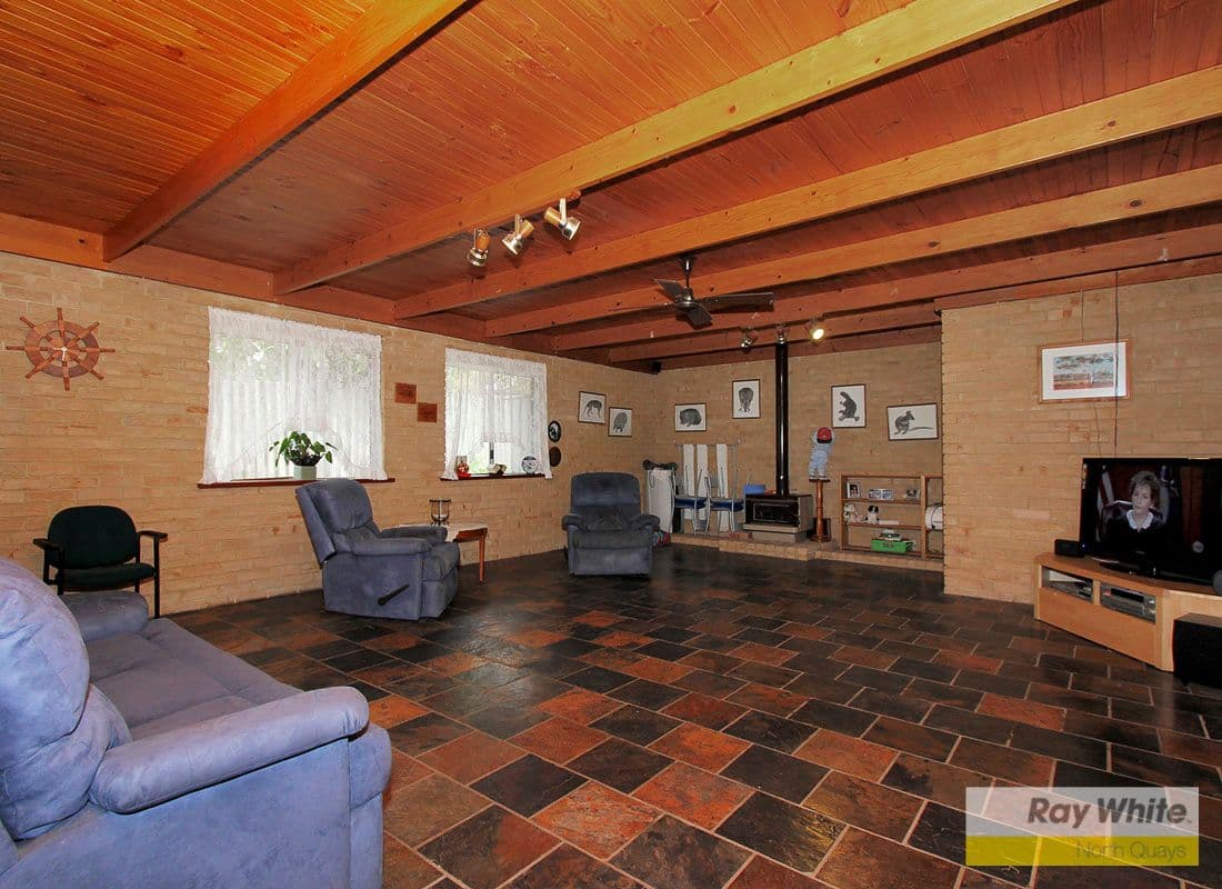 55 Simpson Drive, PADBURY WA 6025, Padbury - Thumbnail 4