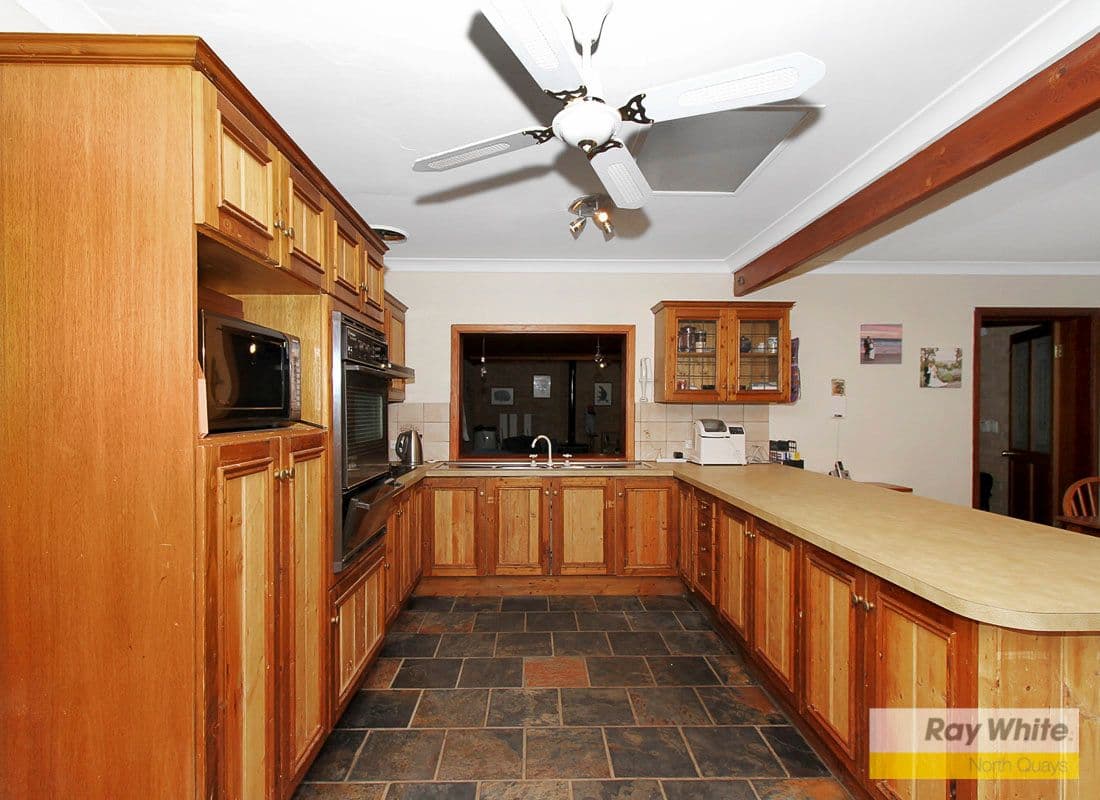 55 Simpson Drive, PADBURY WA 6025, Padbury - Thumbnail 5
