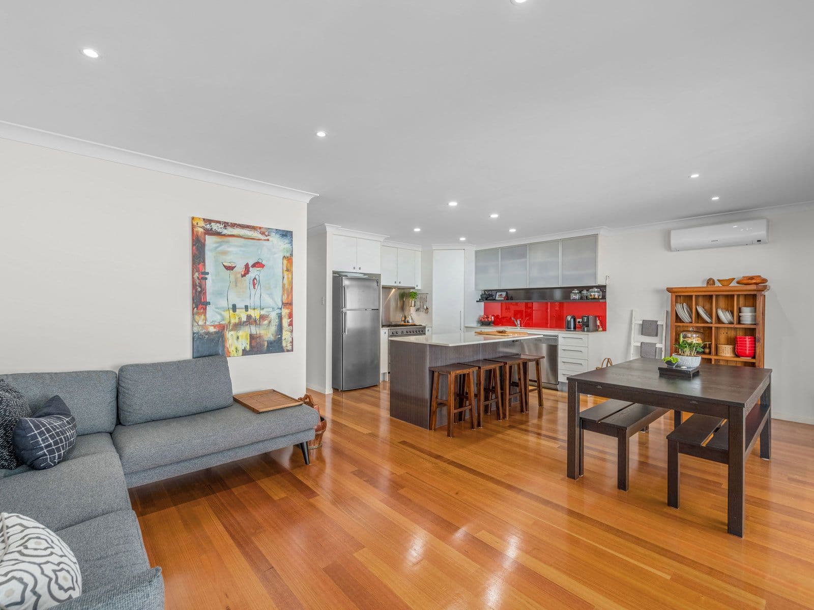 21 Agnes Street, Shorncliffe QLD 4017, Shorncliffe - Thumbnail 4