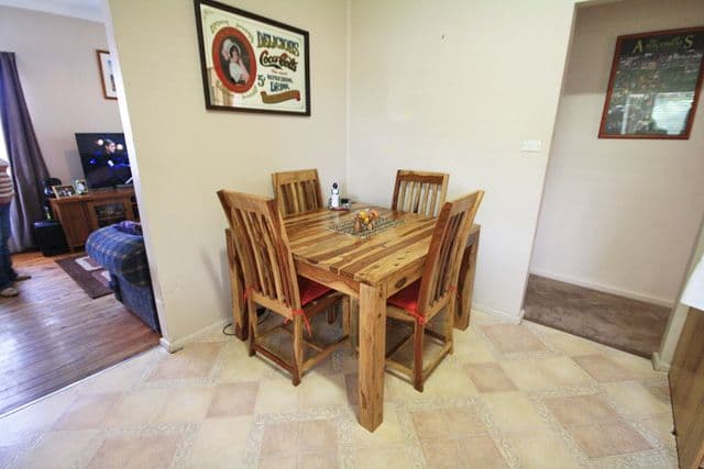 19 Redfern Street, INGLEBURN NSW 2565, Ingleburn - Thumbnail 4
