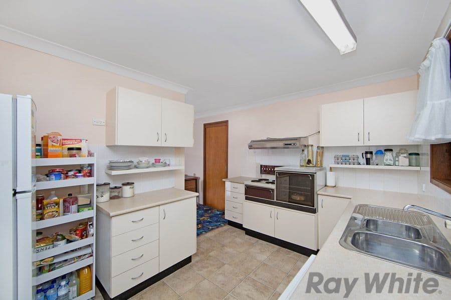 72 Scenic Drive, Budgewoi NSW 2262, Budgewoi - Thumbnail 2