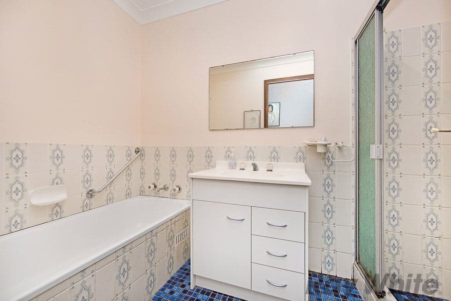 72 Scenic Drive, Budgewoi NSW 2262, Budgewoi - Thumbnail 6