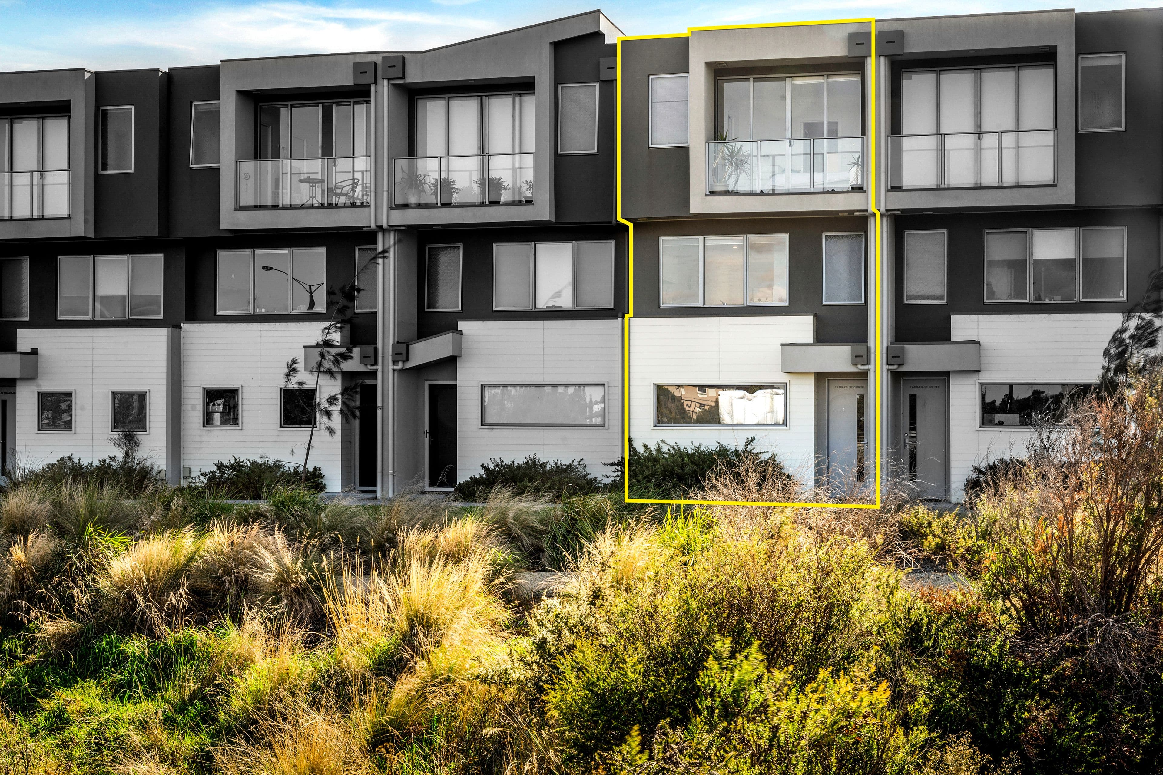 7 Zara Court, Officer VIC 3809, Officer - Image 1