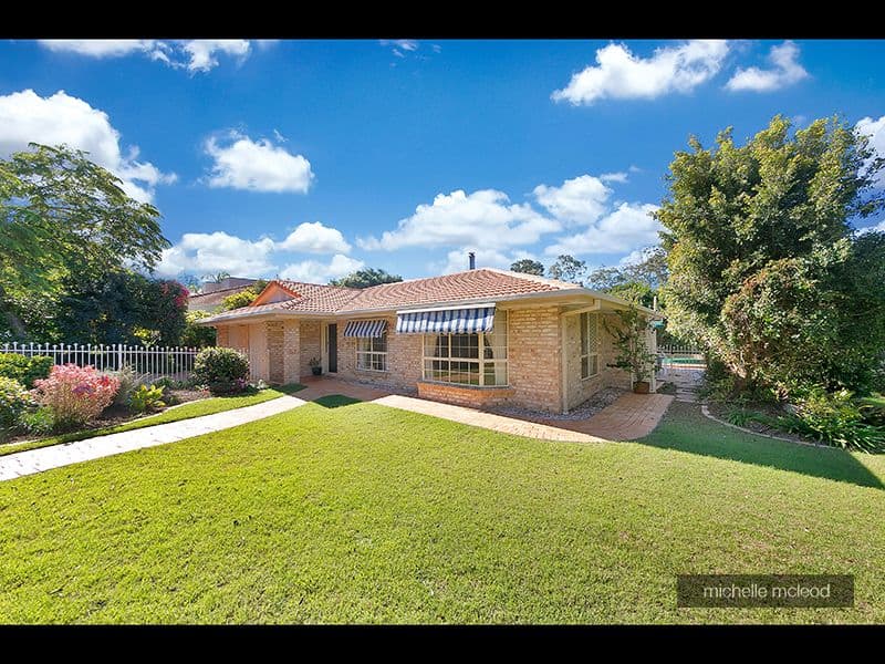11 Mukurta Street, Chapel Hill QLD 4069, Chapel Hill - Thumbnail 3