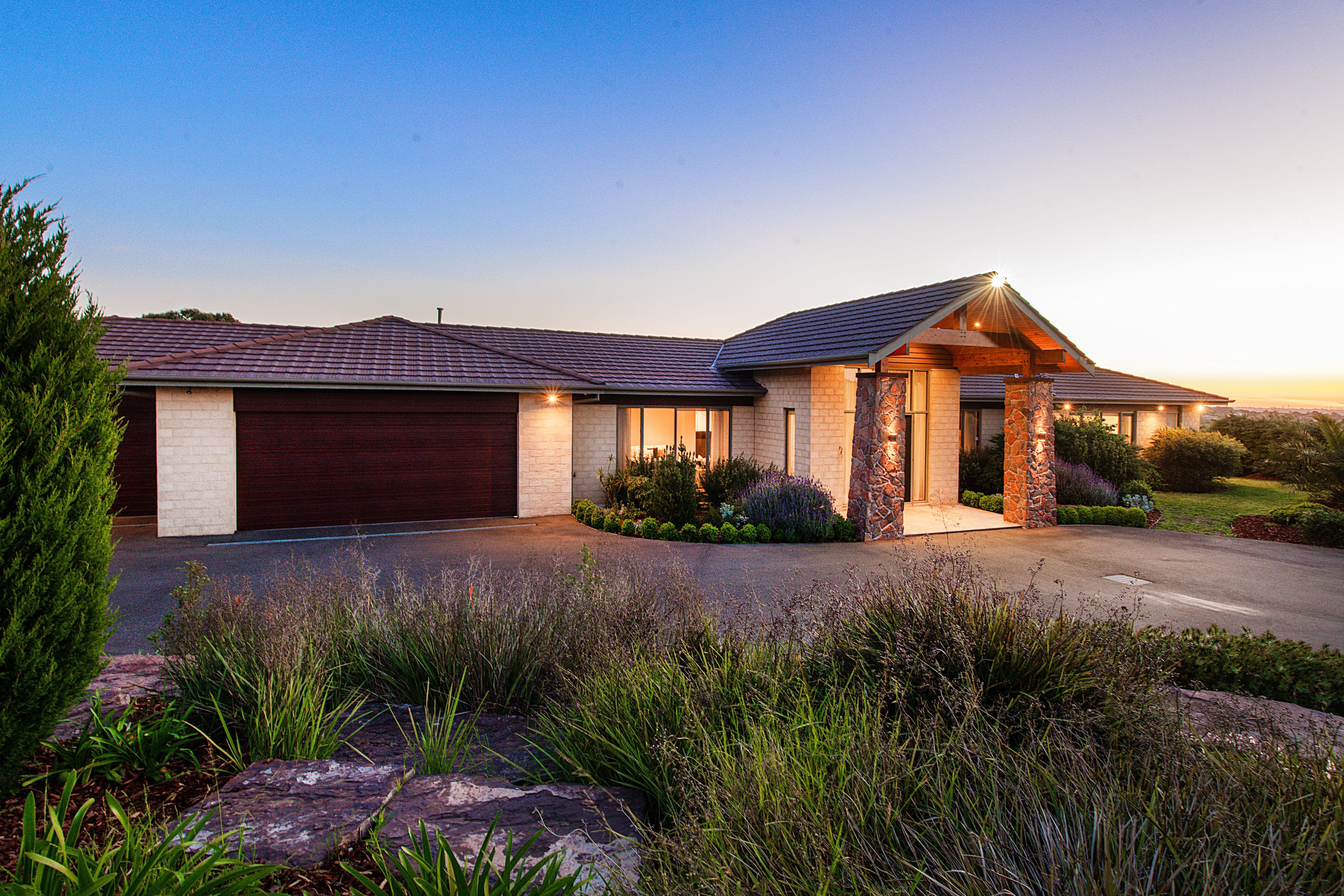 4 Carrington Court, Lysterfield VIC 3156, Lysterfield - Thumbnail 2
