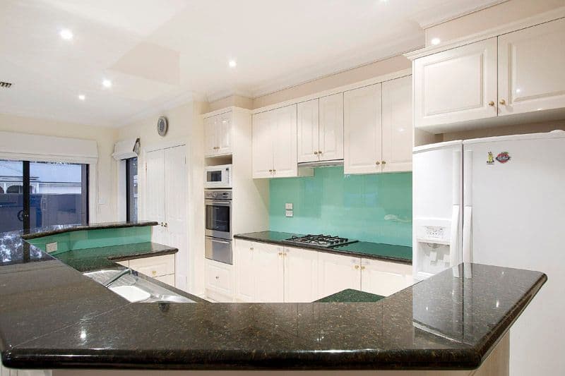 19  Purtell Close, MORDIALLOC VIC 3195, Mordialloc - Thumbnail 3