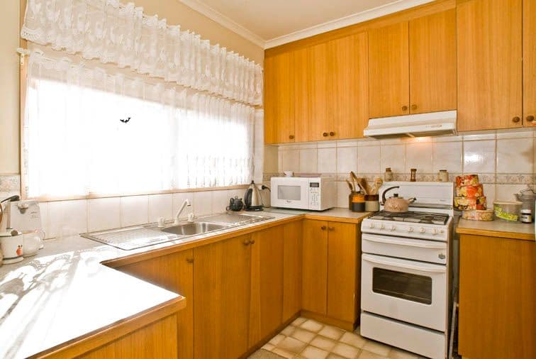  22 McComb Street, LILYDALE VIC 3140, Lilydale - Thumbnail 2