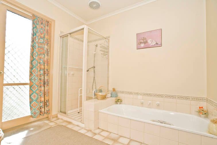  22 McComb Street, LILYDALE VIC 3140, Lilydale - Thumbnail 5