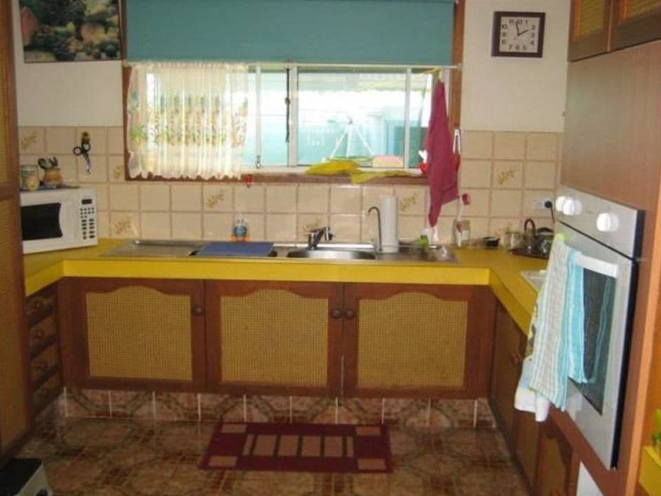 54 Walton Street, SOUTHPORT QLD 4215, Southport - Thumbnail 5