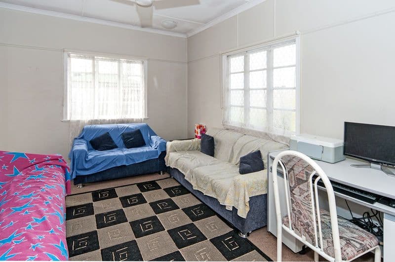 136 Chermside Road, BASIN POCKET QLD 4305, Basin Pocket - Thumbnail 2